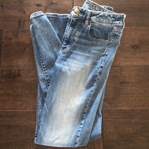 American Eagle Medium Wash Jeans